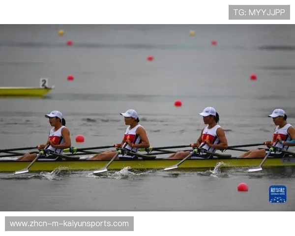 赛艇队配合天衣无缝，赛后被赞“水上军队”