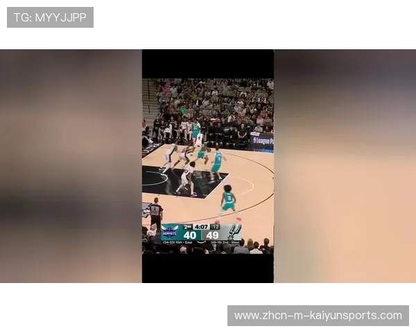 勇士关键回合抢断,反击上篮锁住胜利 勇士关键回合抢断,反击上篮锁住胜利